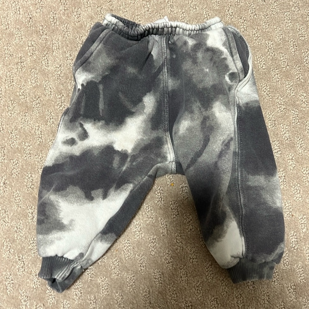 Zara tie dye baggy sweatpants 9-12mo